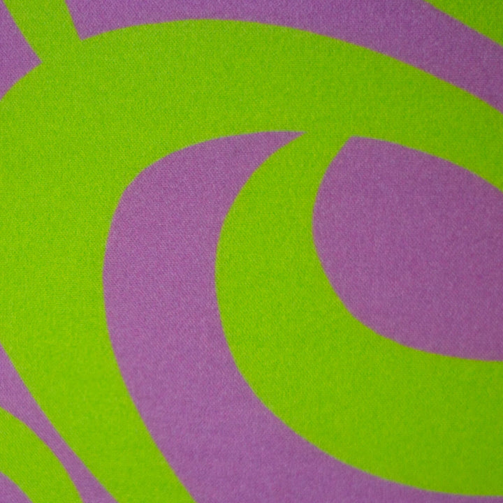 Viskose Schriftzug Limette Flieder | Love Collection Kibadoo Swafing