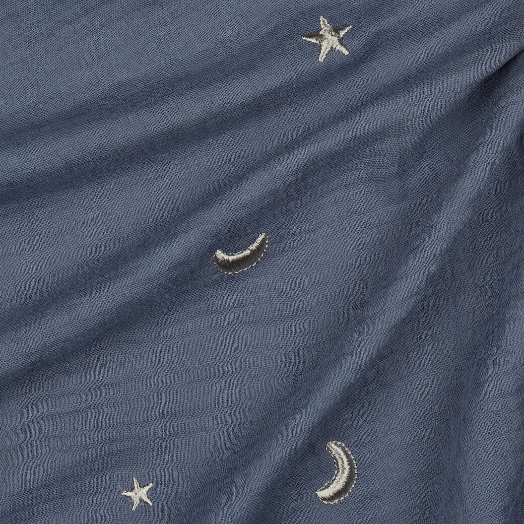 Bestickter Musselin - Sterne Jeansblau Fadenwunsch 