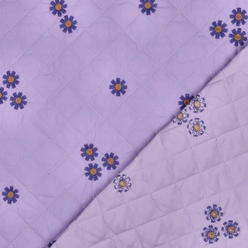 Steppstoff Stickerei - Blumen - Flieder / Lila Fadenwunsch 