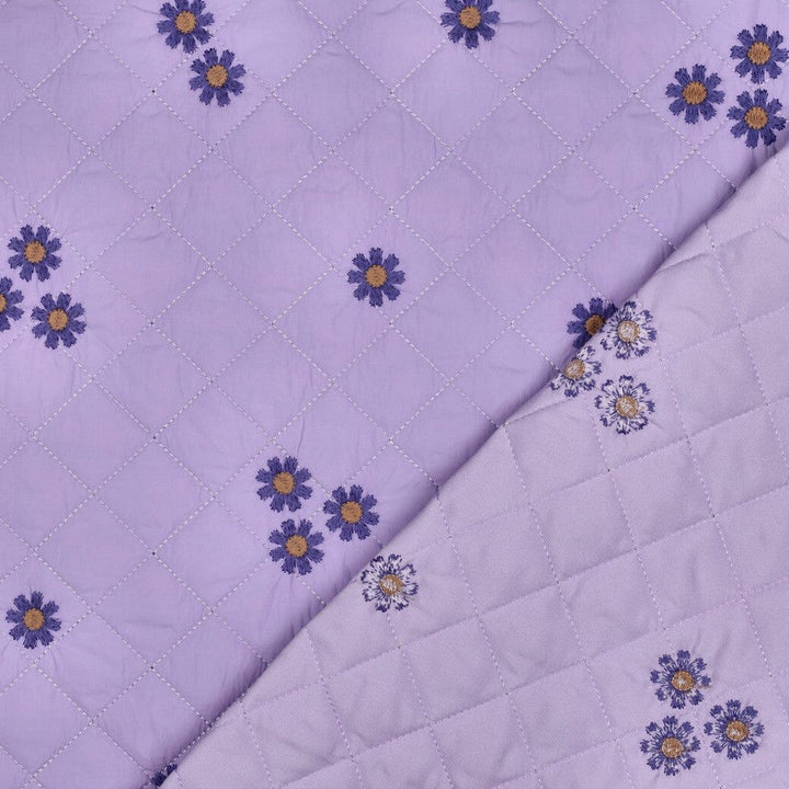 Steppstoff Stickerei - Blumen - Flieder / Lila Fadenwunsch 