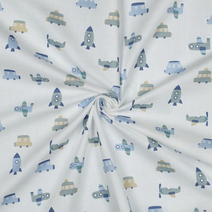Popeline Stoff Little Travel – Hellblau Fadenwunsch 