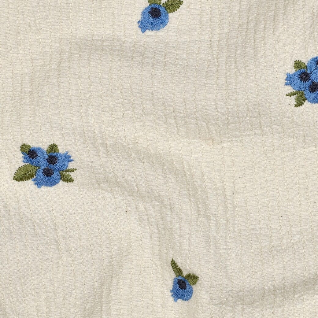 Musselin bestickt Blaubeeren Streifen Fadenwunsch 