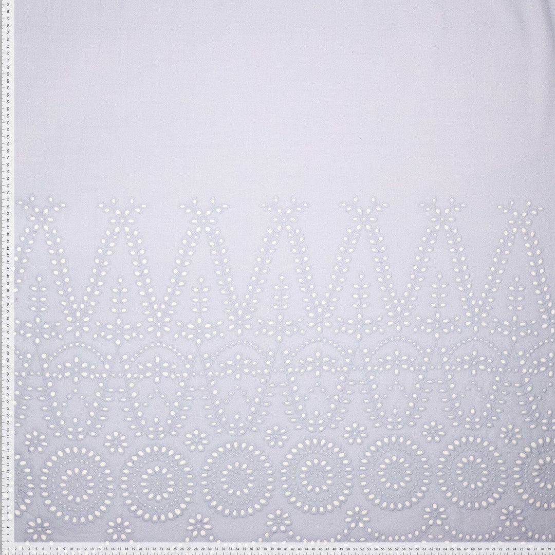 Sky Broderie – Baumwoll-Lochstickerei Hellblau | Fibre Mood 39 Fibre Mood 