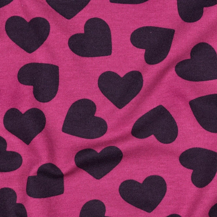 Soft Sweat Herzchen Pink – Streuherzen auf Violett Poppy 